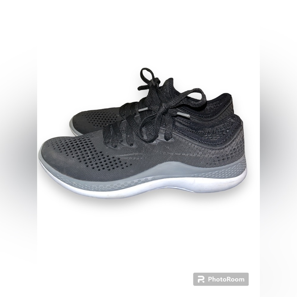 EUC Crocs LITERIDE™ 360 PACER Sneakers